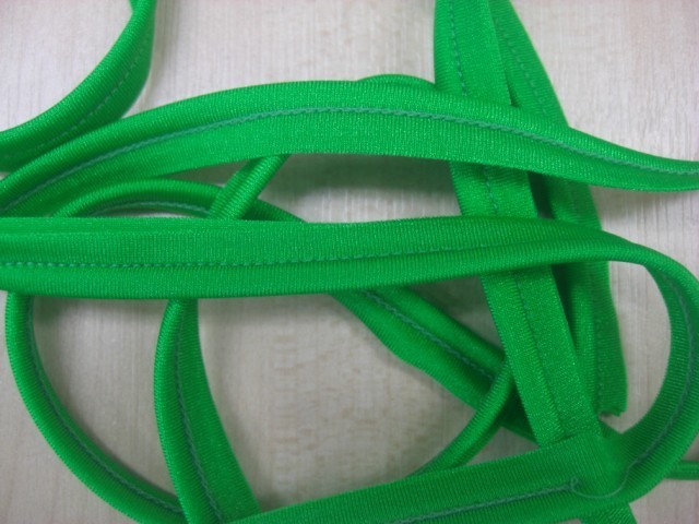 Pipingband fel groen